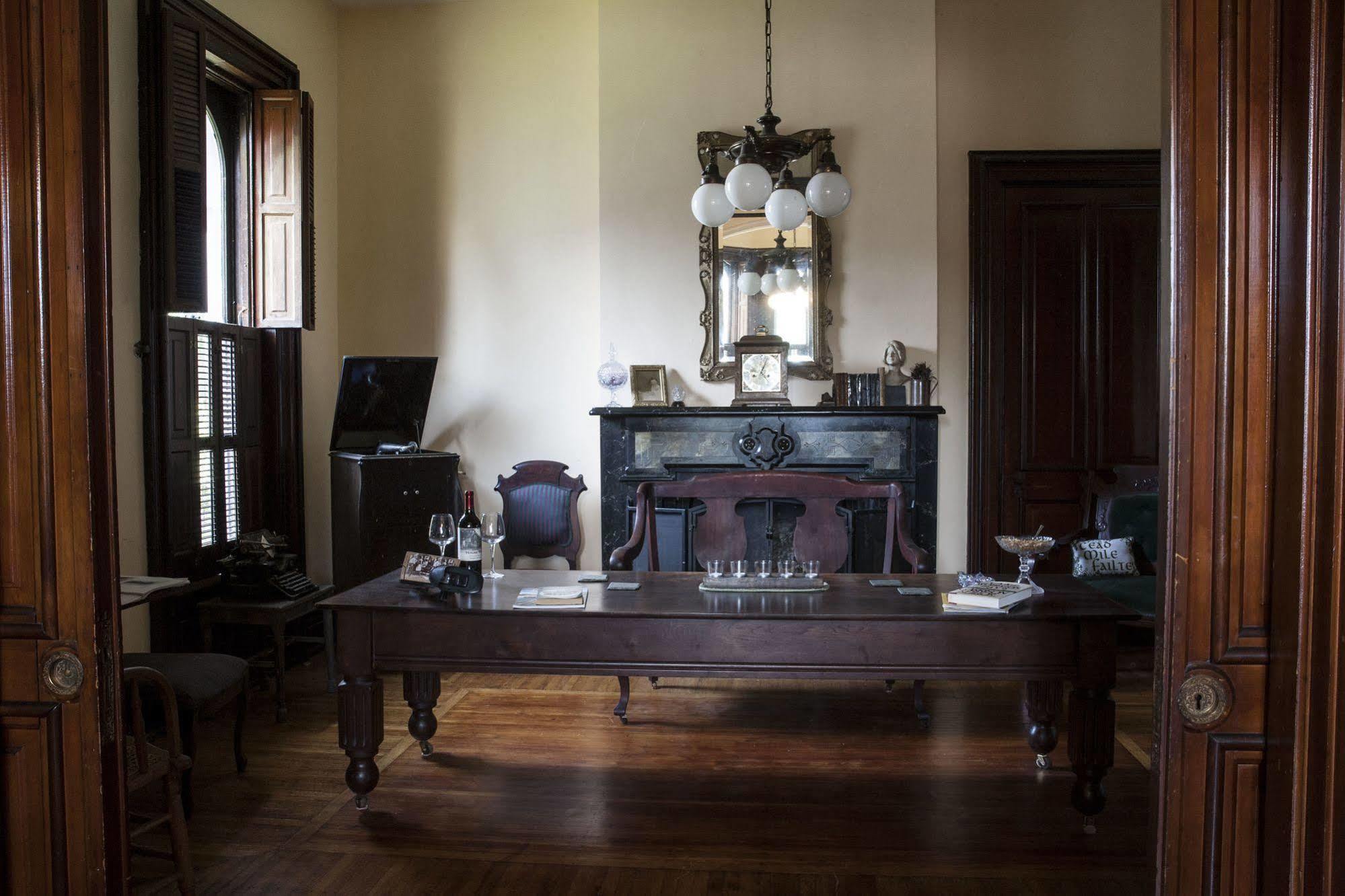 The Mitchell House Bed And Breakfast Circleville Eksteriør bilde